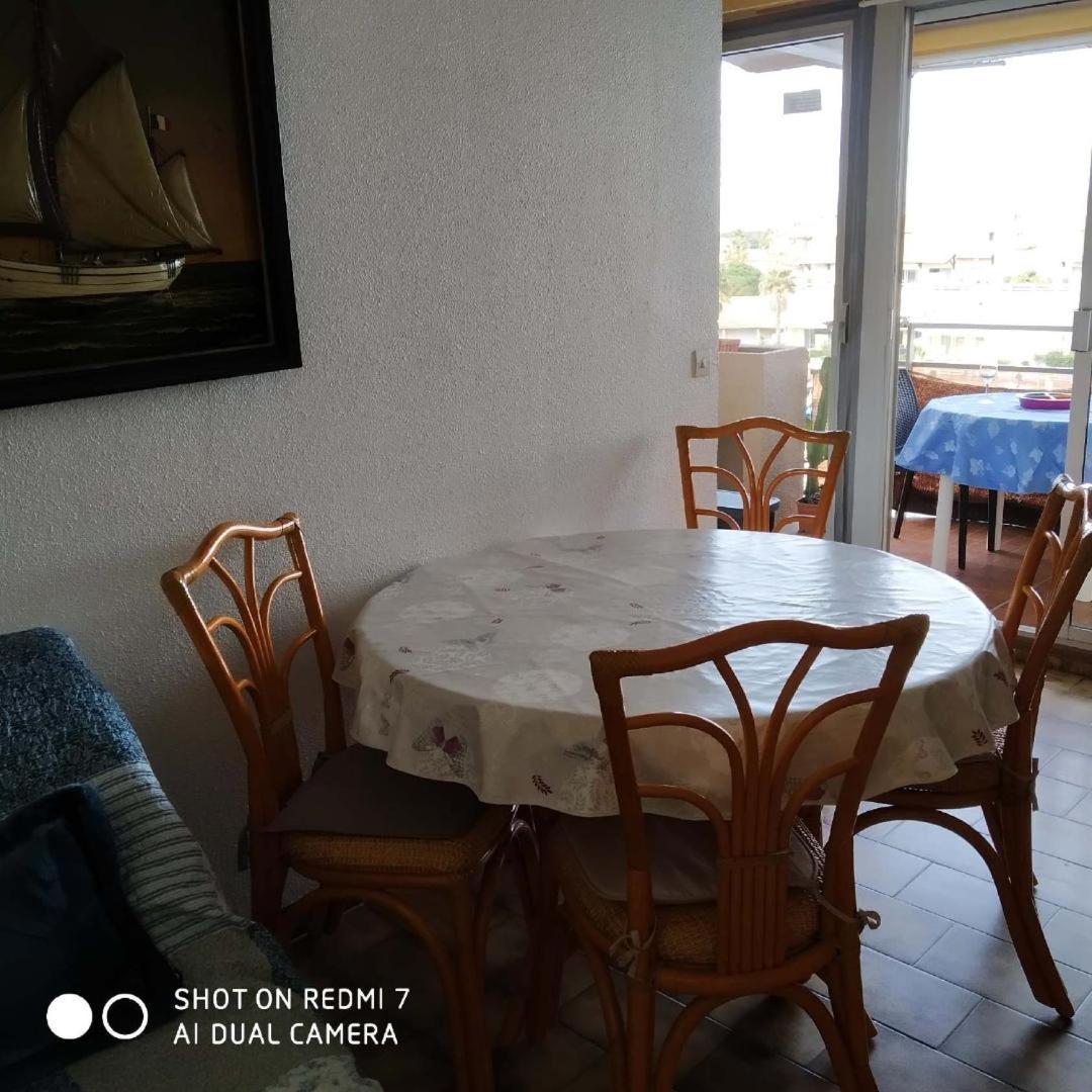 Appartement T2 Vue Mer Et Port,2 Balcons, Parking Prive Canet-en-Roussillon Bagian luar foto